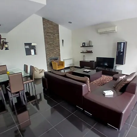 Casa Numa Zona Tranquila Villa Pataias